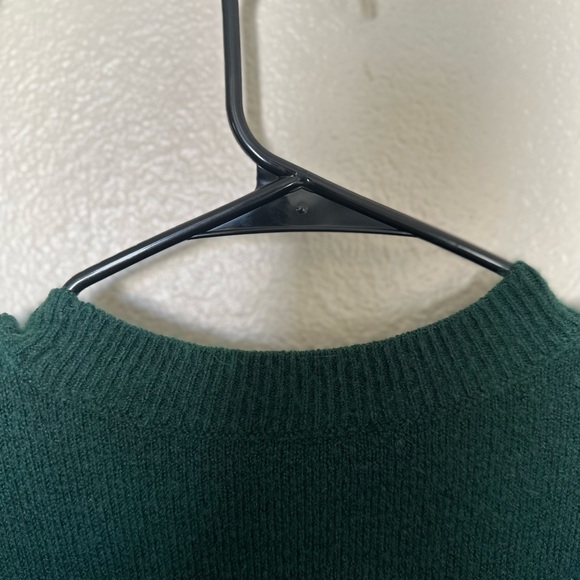 Vince Camuto Forest Green Crewneck Sweater - Picture 10 of 11